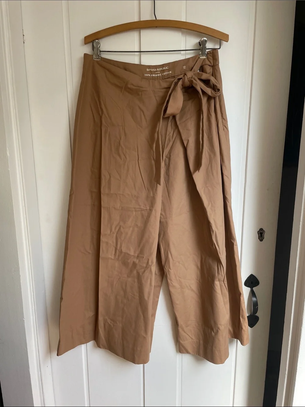 Banana Republic Camel Tie-Waist Wide-Leg Pants